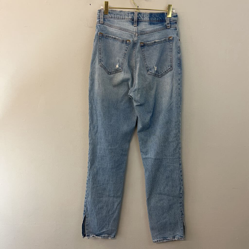 Abercrombie and Fitch Light Wash The 90s Straight Ultra High Rise Jeans 26