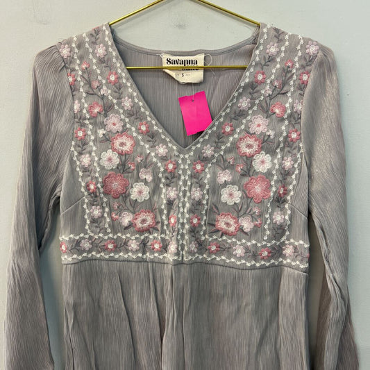 Savanna Jane Grey/ Pink Embroidered Flower Long Sleeve Top Small