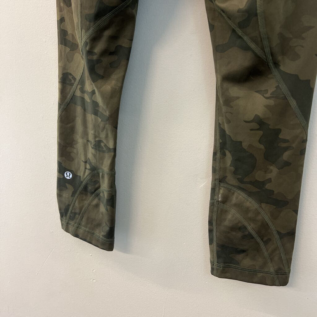 Lululemon Green Camo Print Leggings 4