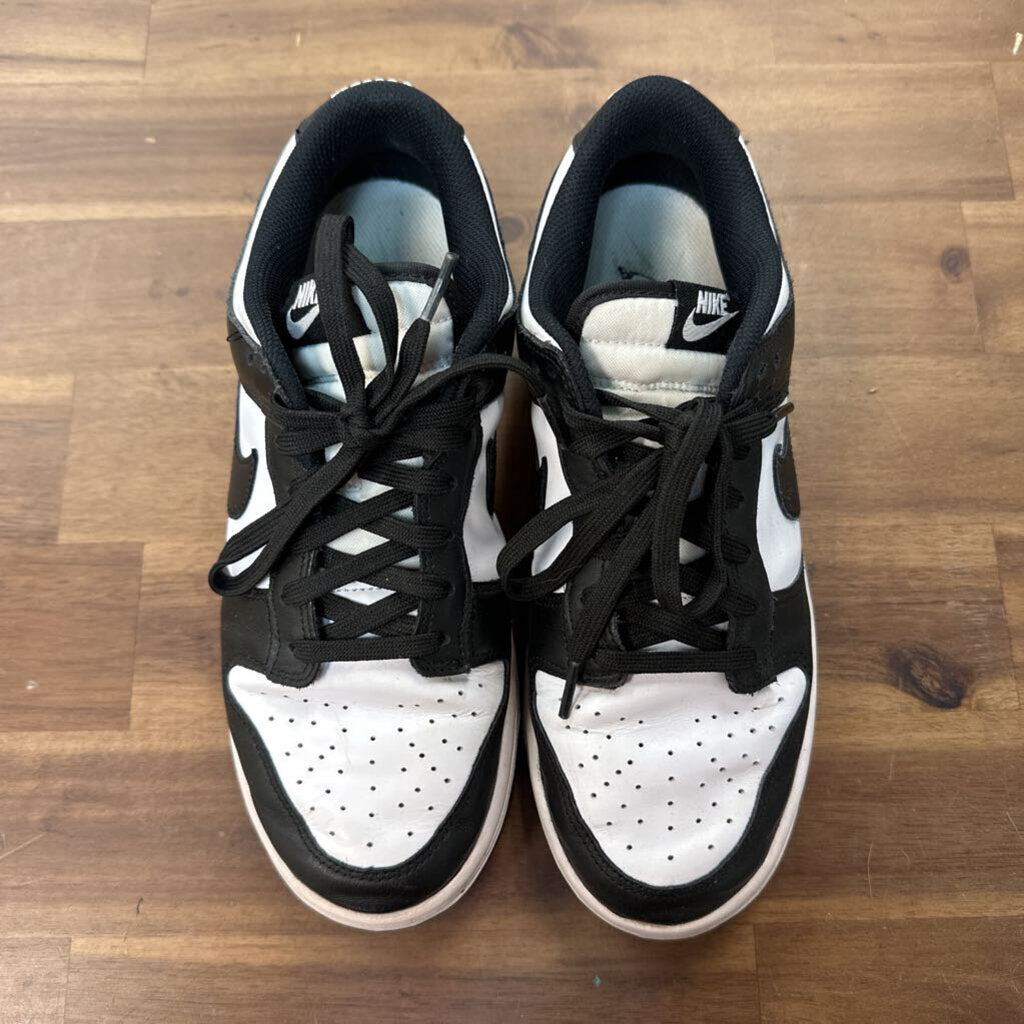 Nike Black/ White Dunk Low Sneakers 9.5