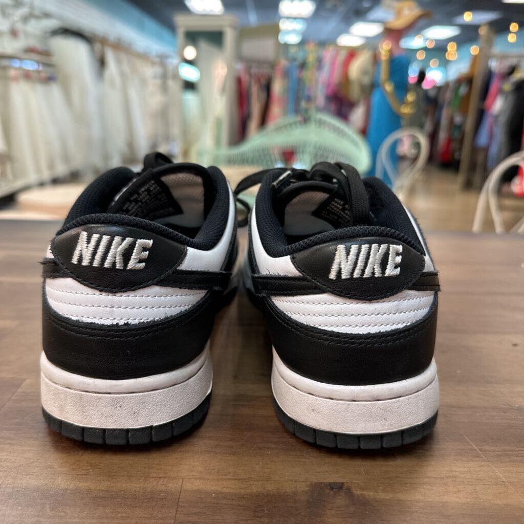 Nike Black/ White Dunk Low Sneakers 9.5