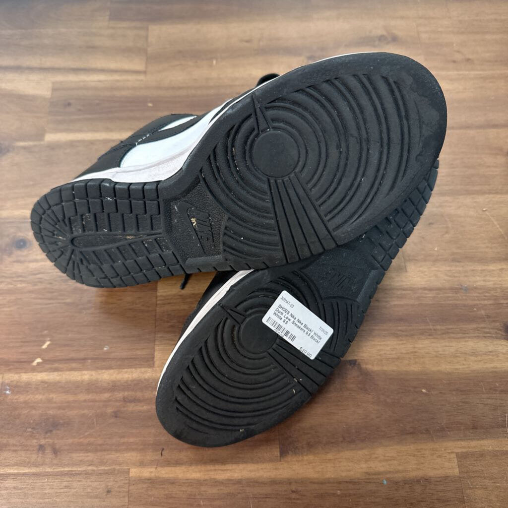 Nike Black/ White Dunk Low Sneakers 9.5