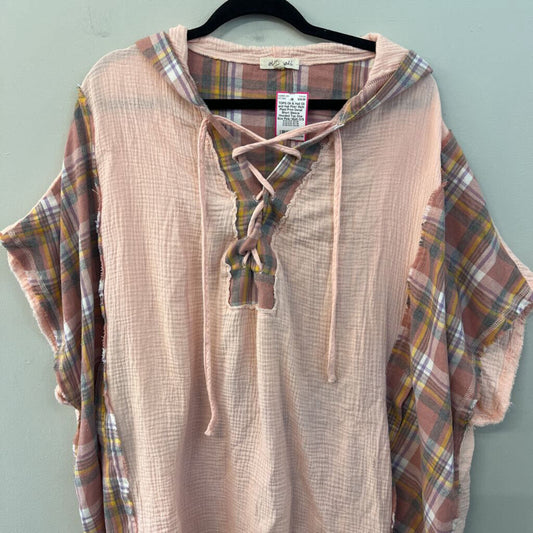 Oli and Hali Pink/ Multi Plaid Print Detail Short Sleeve Hooded Top One Size
