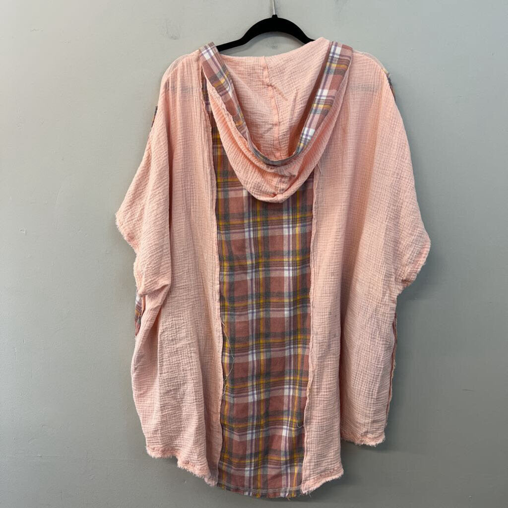 Oli and Hali Pink/ Multi Plaid Print Detail Short Sleeve Hooded Top One Size