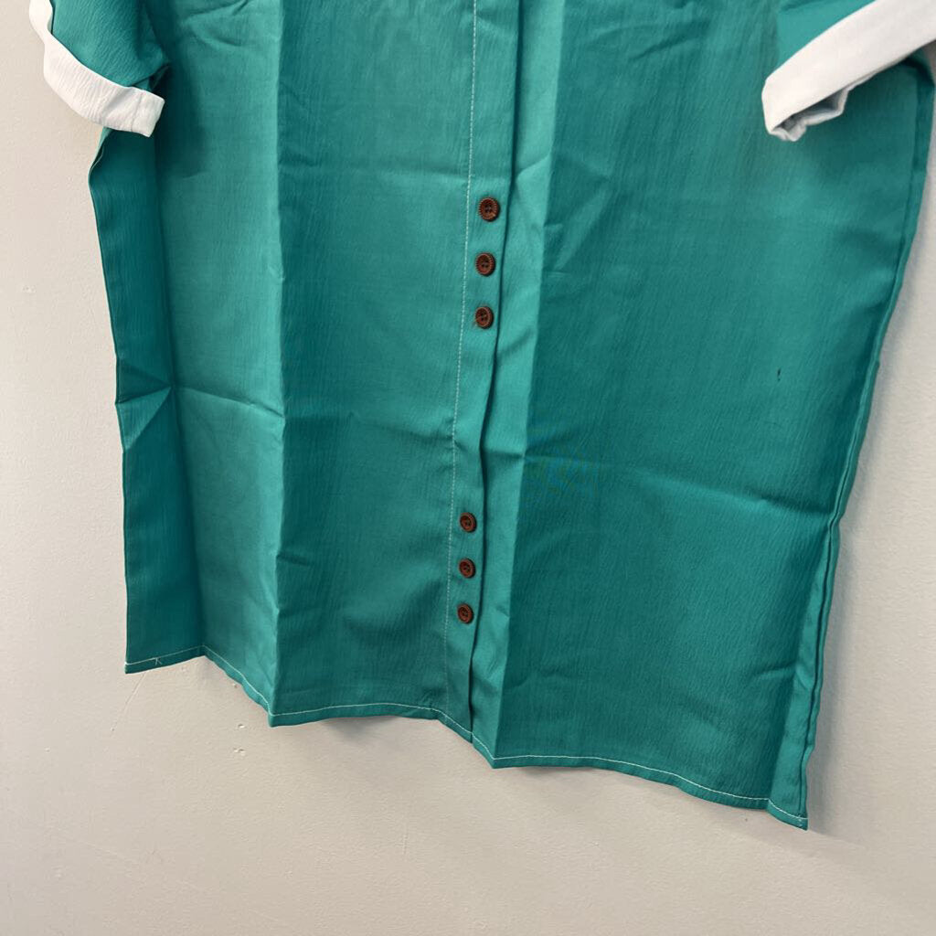 Green/ White Button Front Short Sleeve Top Large