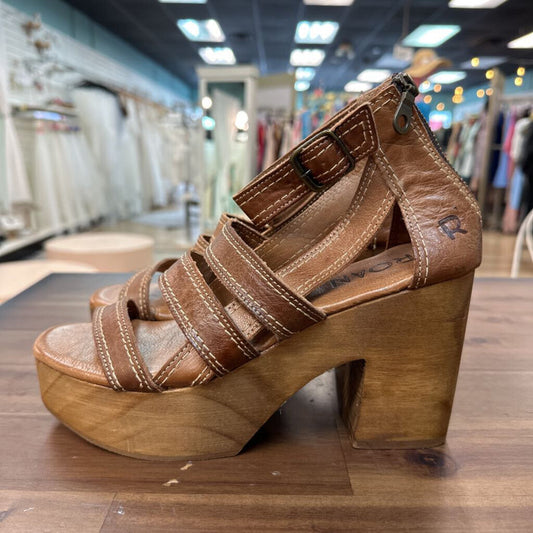 Roan Brown Leather Wood Platform Corey Heels 8.5