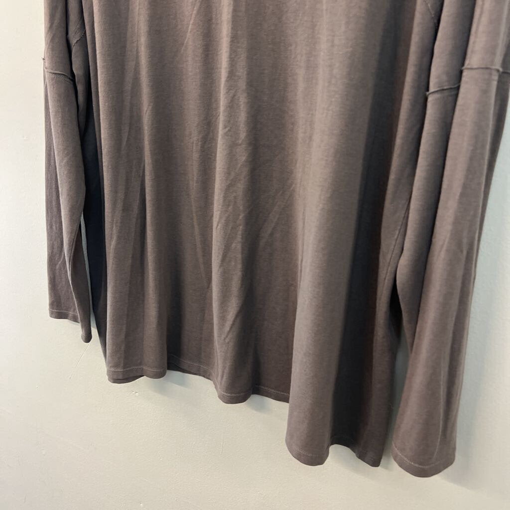 Easel Grey Long Sleeve Top Large