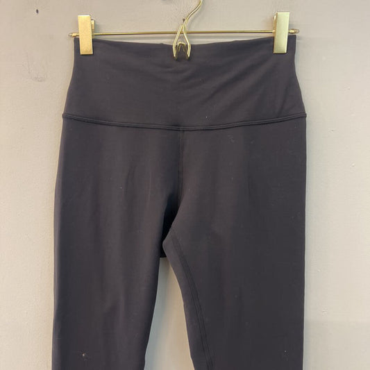 Lululemon Black Cropped Athletic Leggings 6