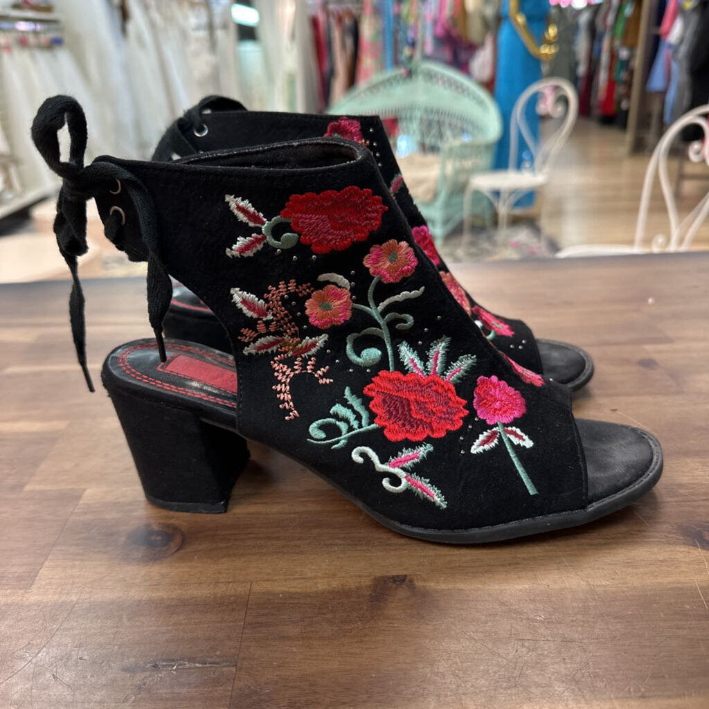 Mari A Black/ Multi Suede Embroidered Flower Open Toe Booties 9