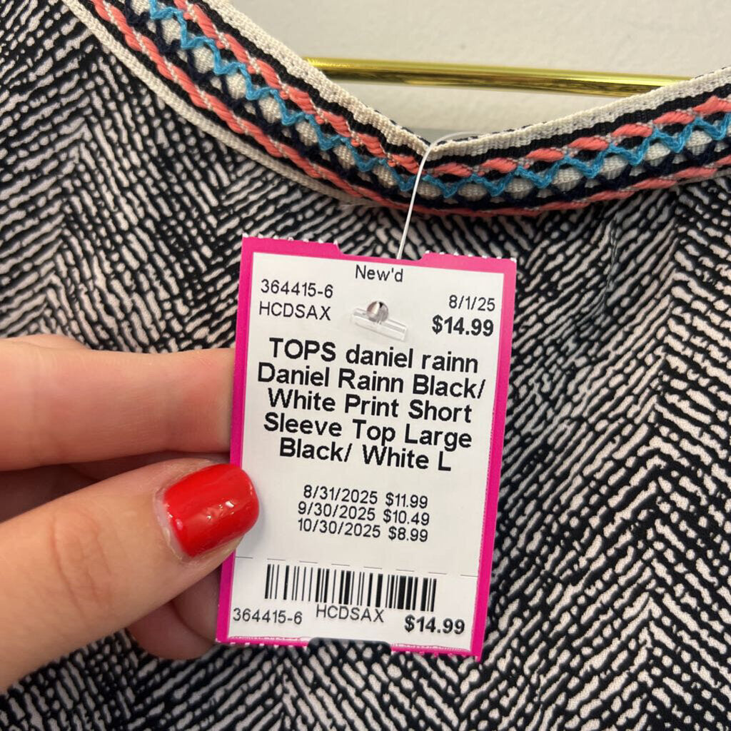 Daniel Rainn Black/ White Print Short Sleeve Top Large