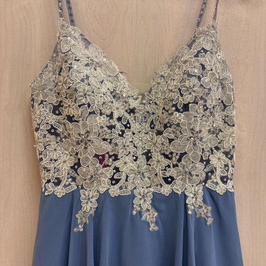 JJs House Blue/ SIlver Lace Top Short Formal Dress Medium