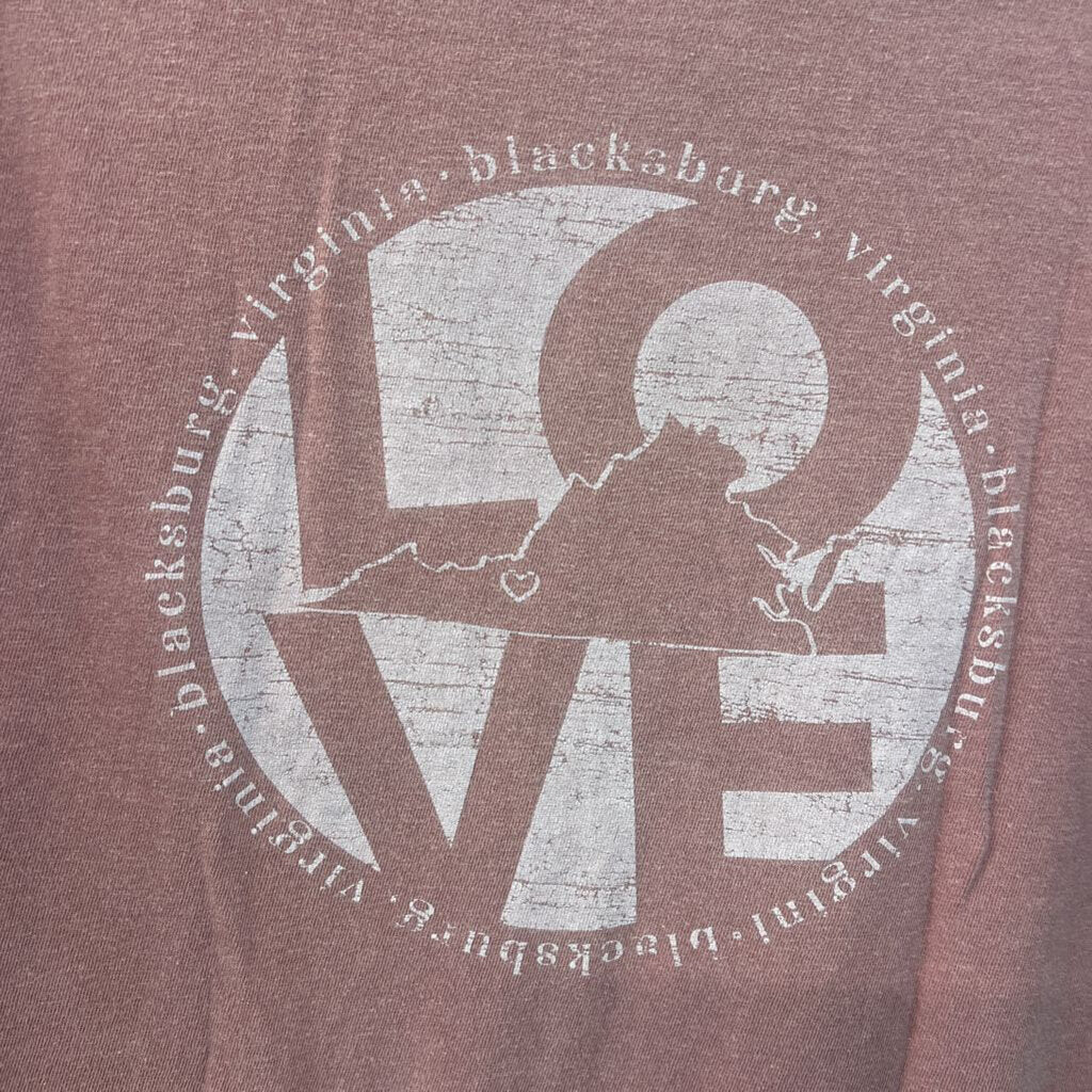 Comfort Colors Pink Blacksburg Short Sleeve Graphic Tee Medium