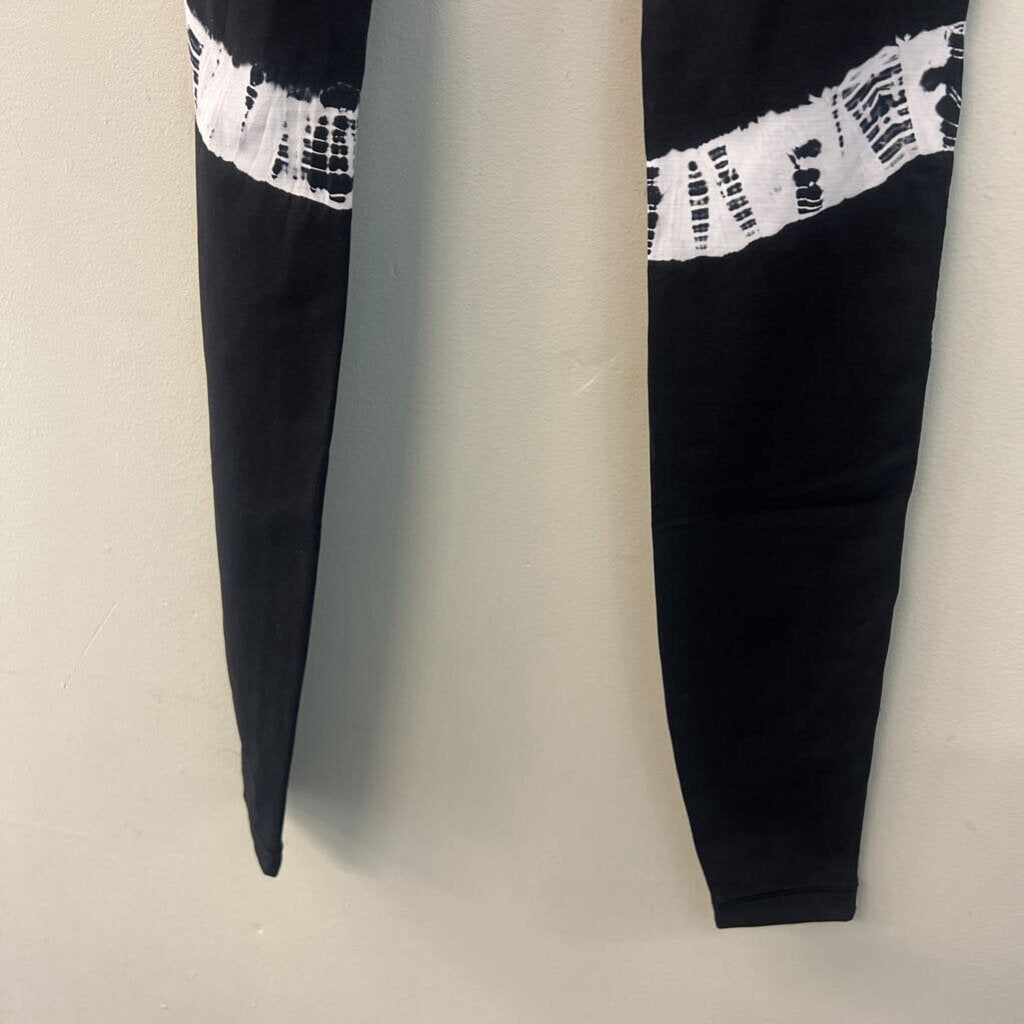 Vimmia Black/ White Tie Dye Side Athletic Leggings Extra Small