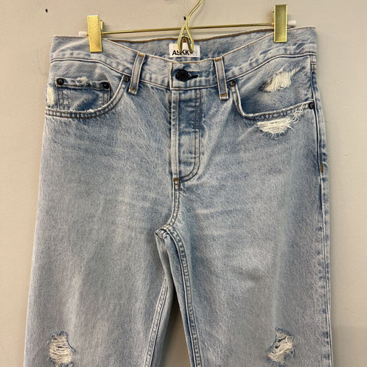 AskkNY Light Wash Distressed Mom Jeans 26