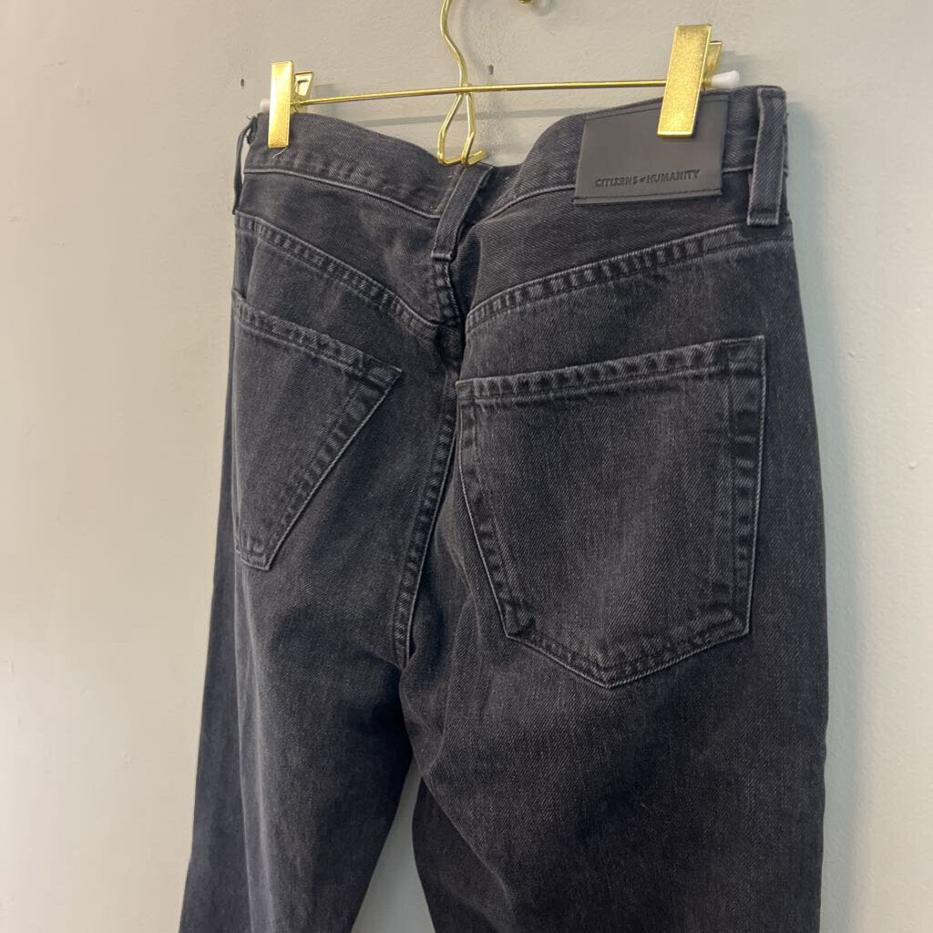 Citizens of Humanity Black High Rise Mom Jeans 26