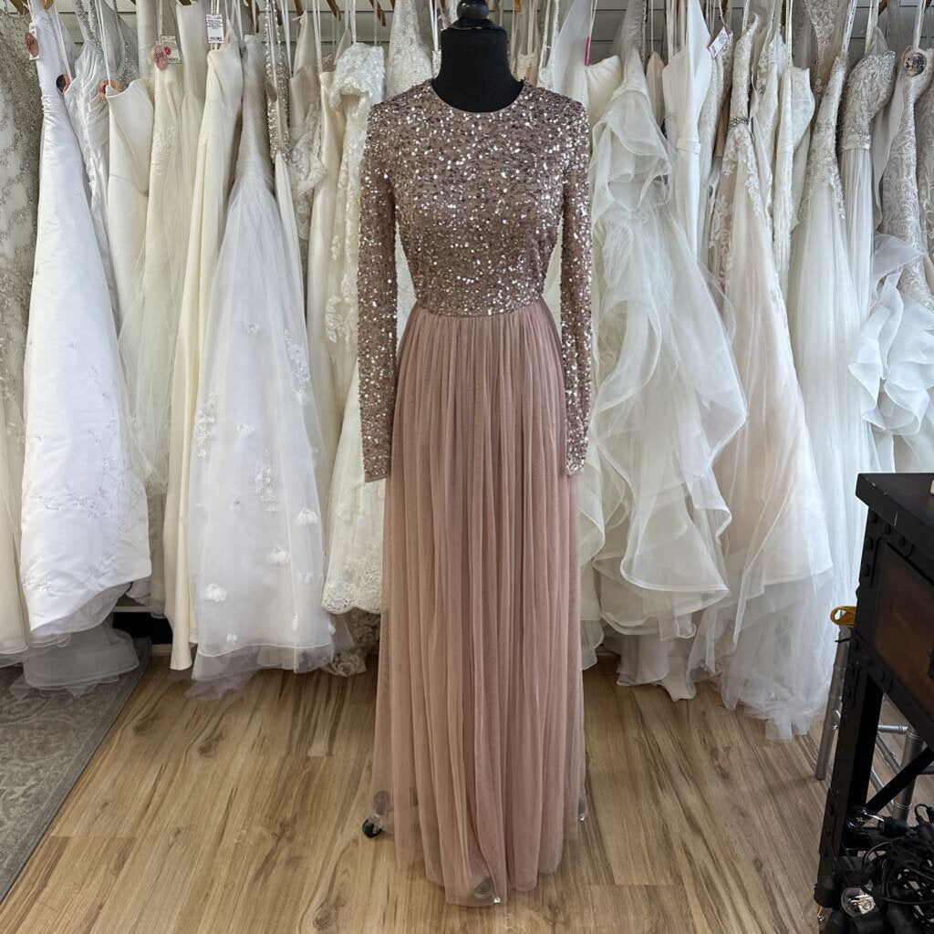 Maya Deluxe Blush Sequin Long Sleeve Top Long Formal Dress Small