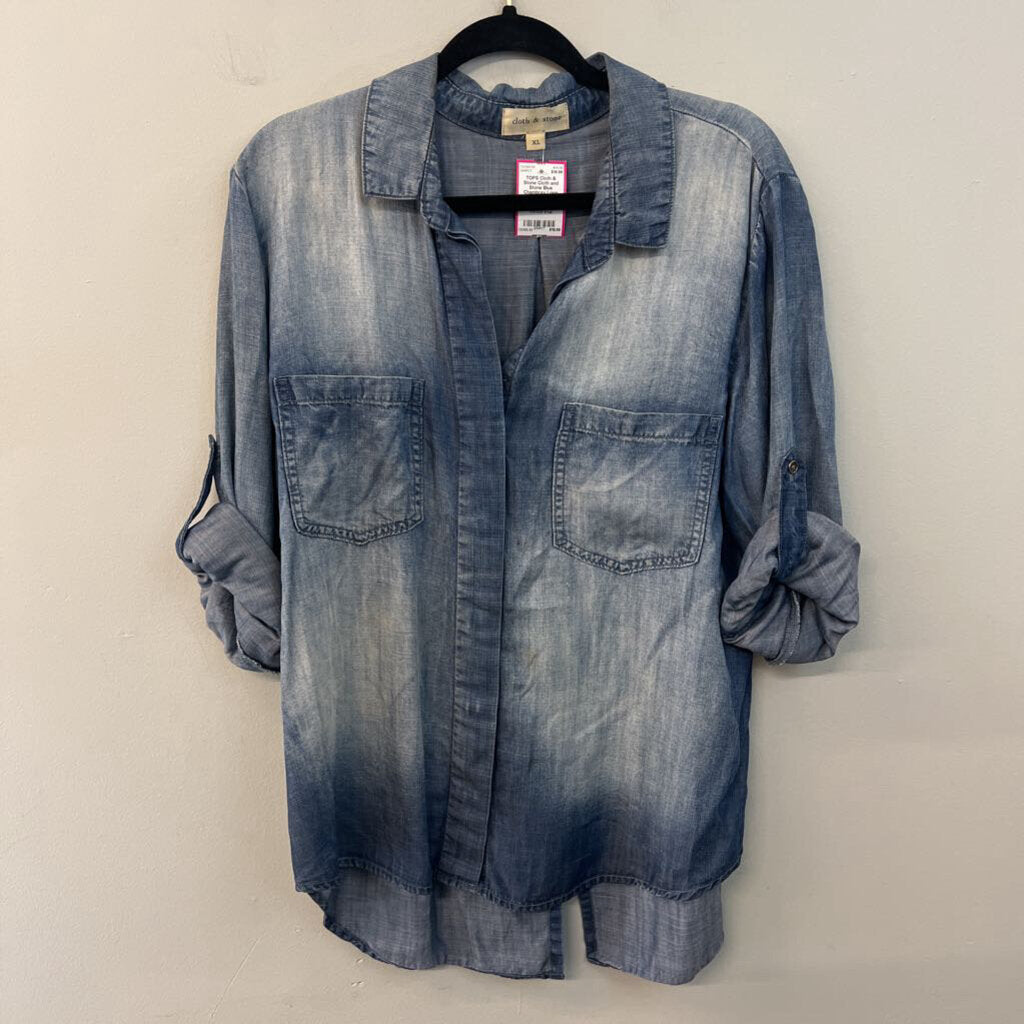 Cloth and Stone Blue Chambray Long Sleeve Button Down Top Extra Large