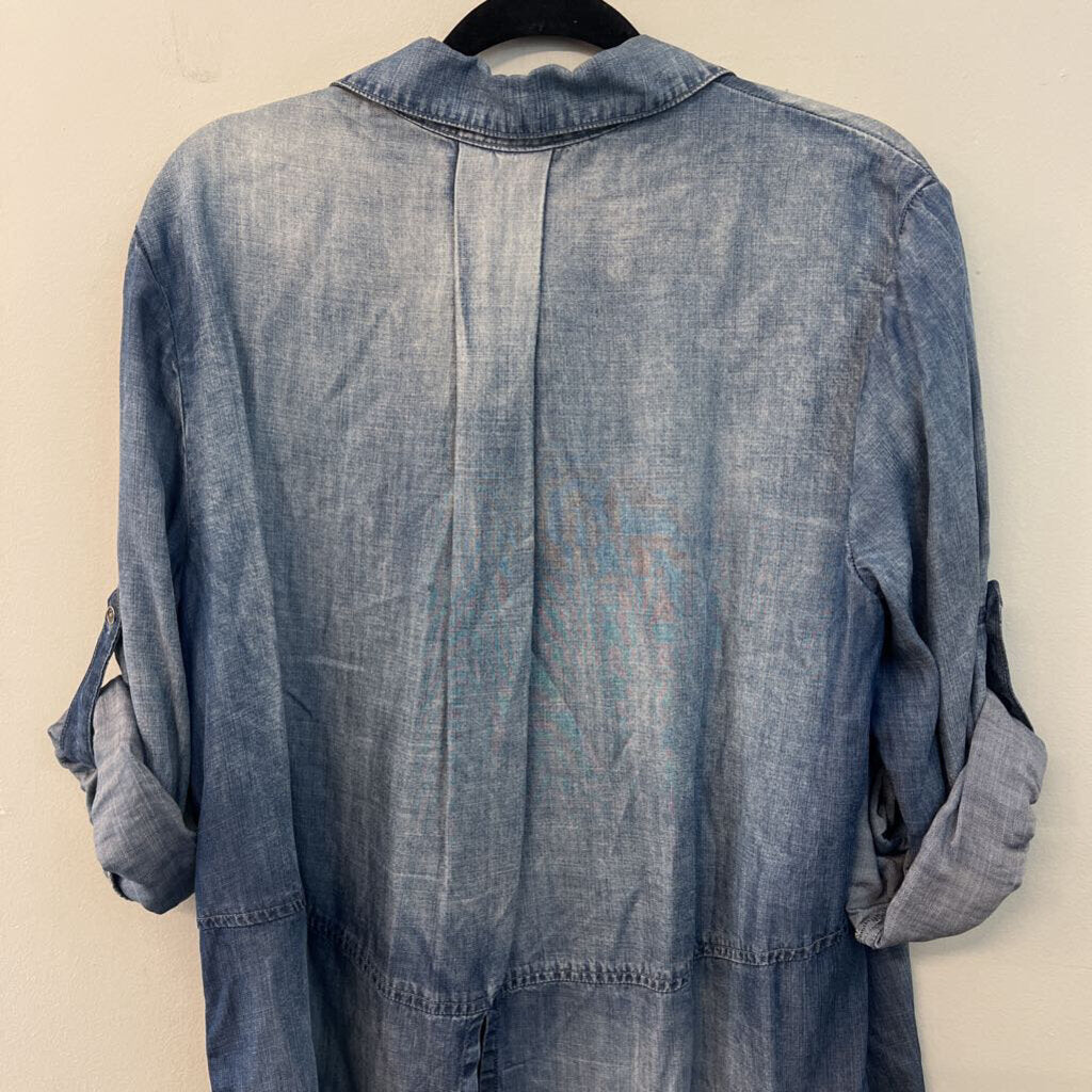 Cloth and Stone Blue Chambray Long Sleeve Button Down Top Extra Large