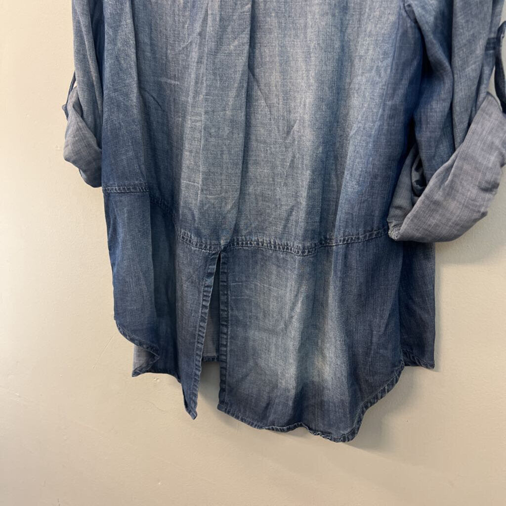 Cloth and Stone Blue Chambray Long Sleeve Button Down Top Extra Large