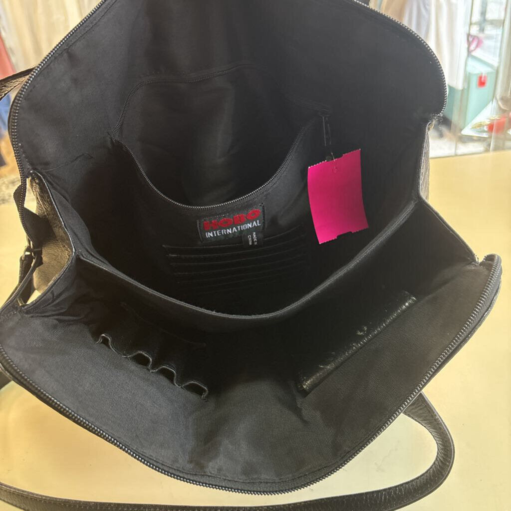 Hobo Black Pebbled Leather Purse