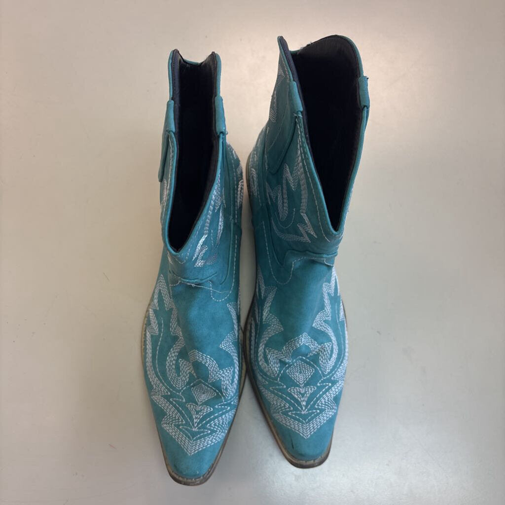 Blue/ White Western Ankle Boots 41