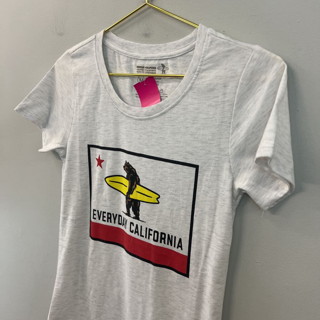 Everyday California Grey Short Sleeve Graphic Tee Medium