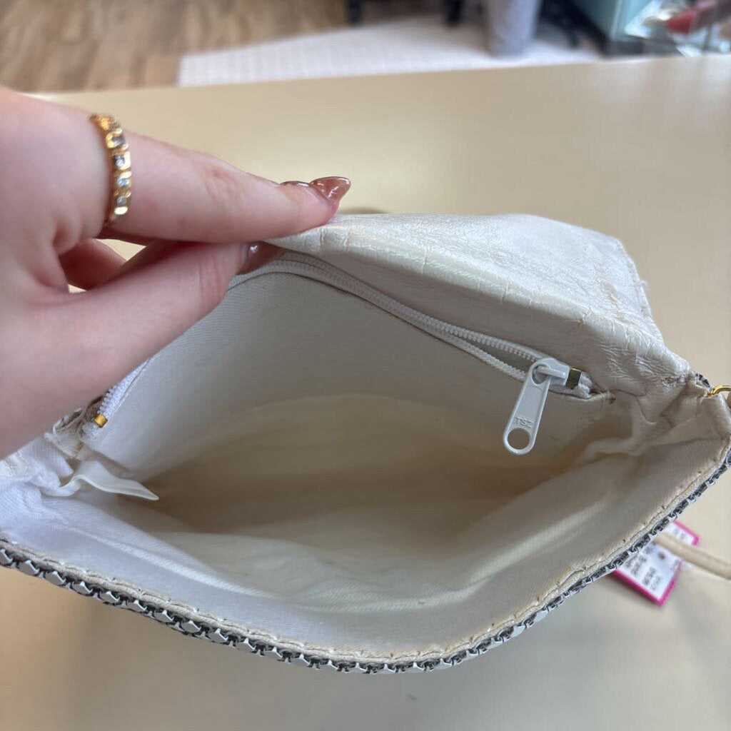 White Metal Mesh Crossbody Purse