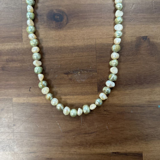 Green/ Cream Beaded Necklace