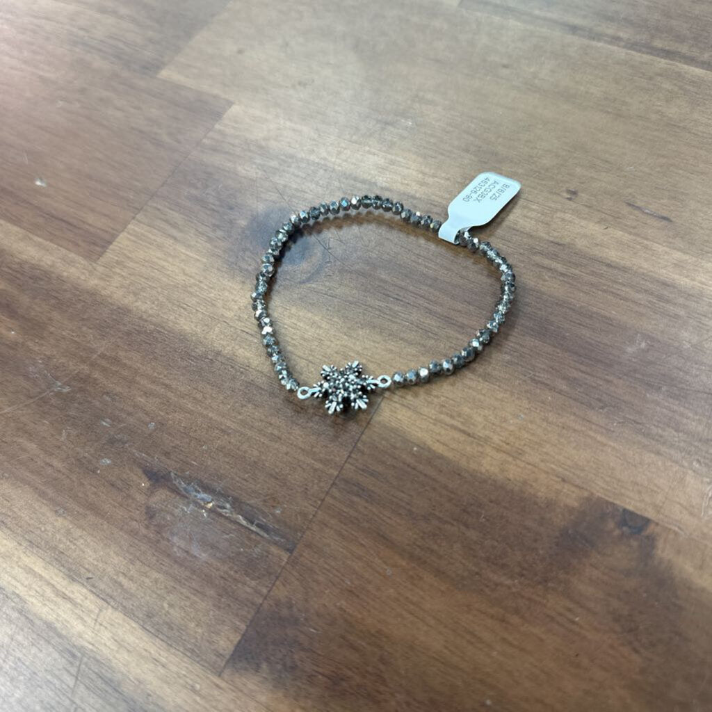J Jill Grey Beaded Snowflake Bracelet
