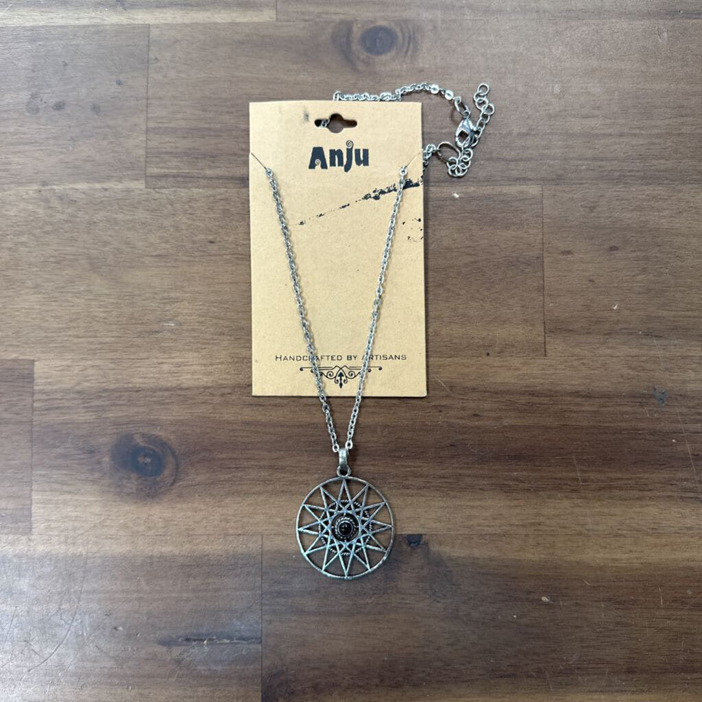 Silver Star Pendant Necklace