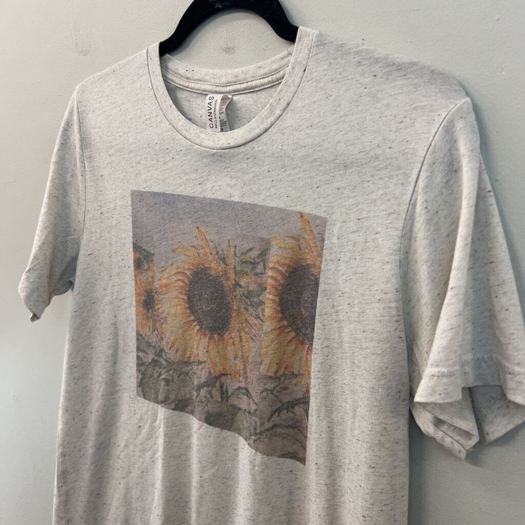 Canvas Grey Sunflower Short Sleeve Graphic Tee Medium