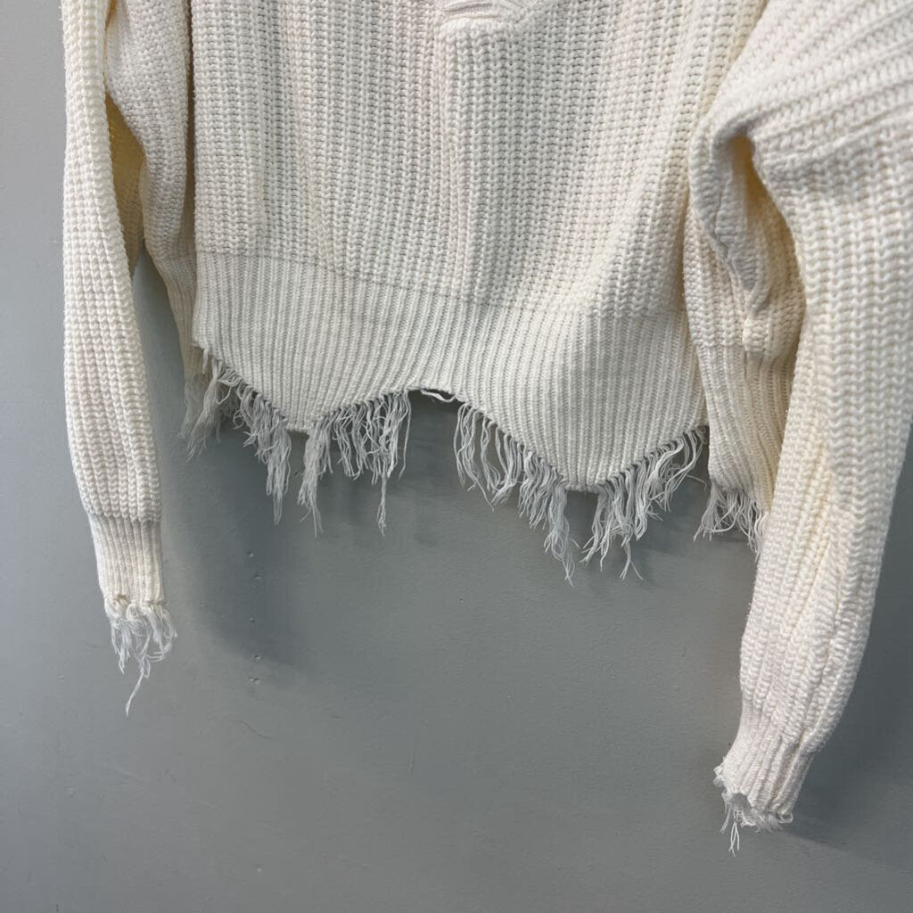 White Knit Frayed Edge Cropped Long Sleeve Sweater Top Medium