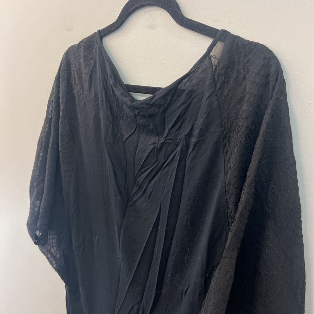Language Black Embroidered Short Sleeve Top Medium