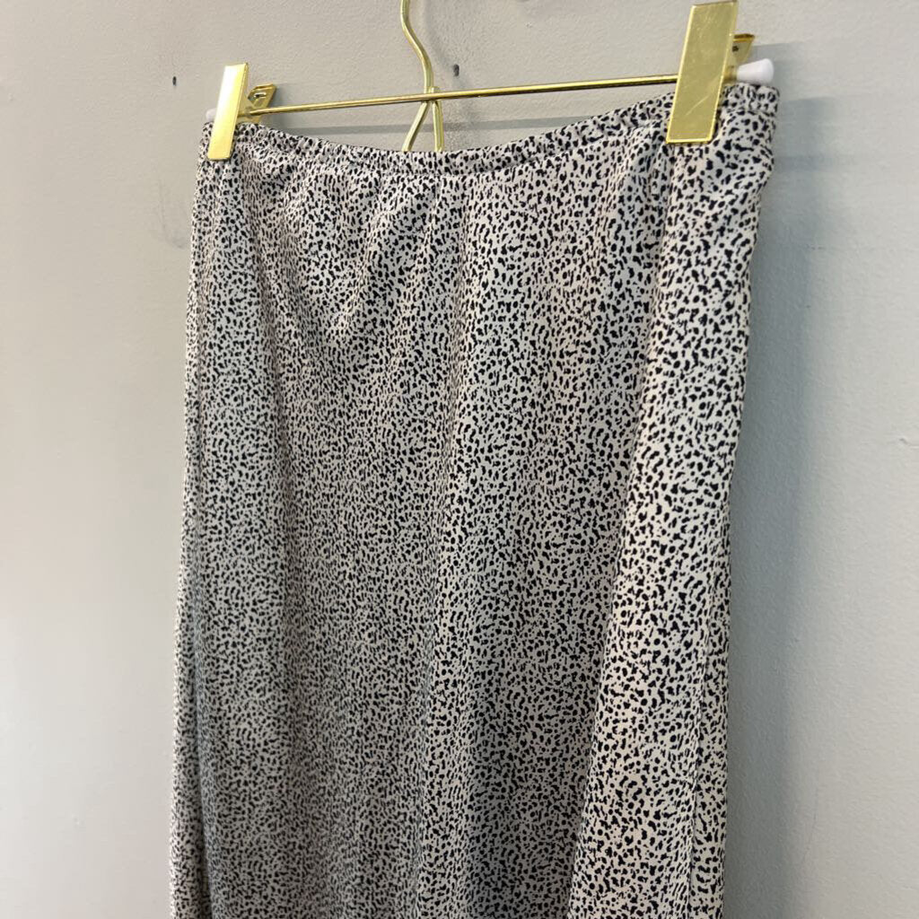 Sienna Sky Cream/ Black Print Silky Skirt Small