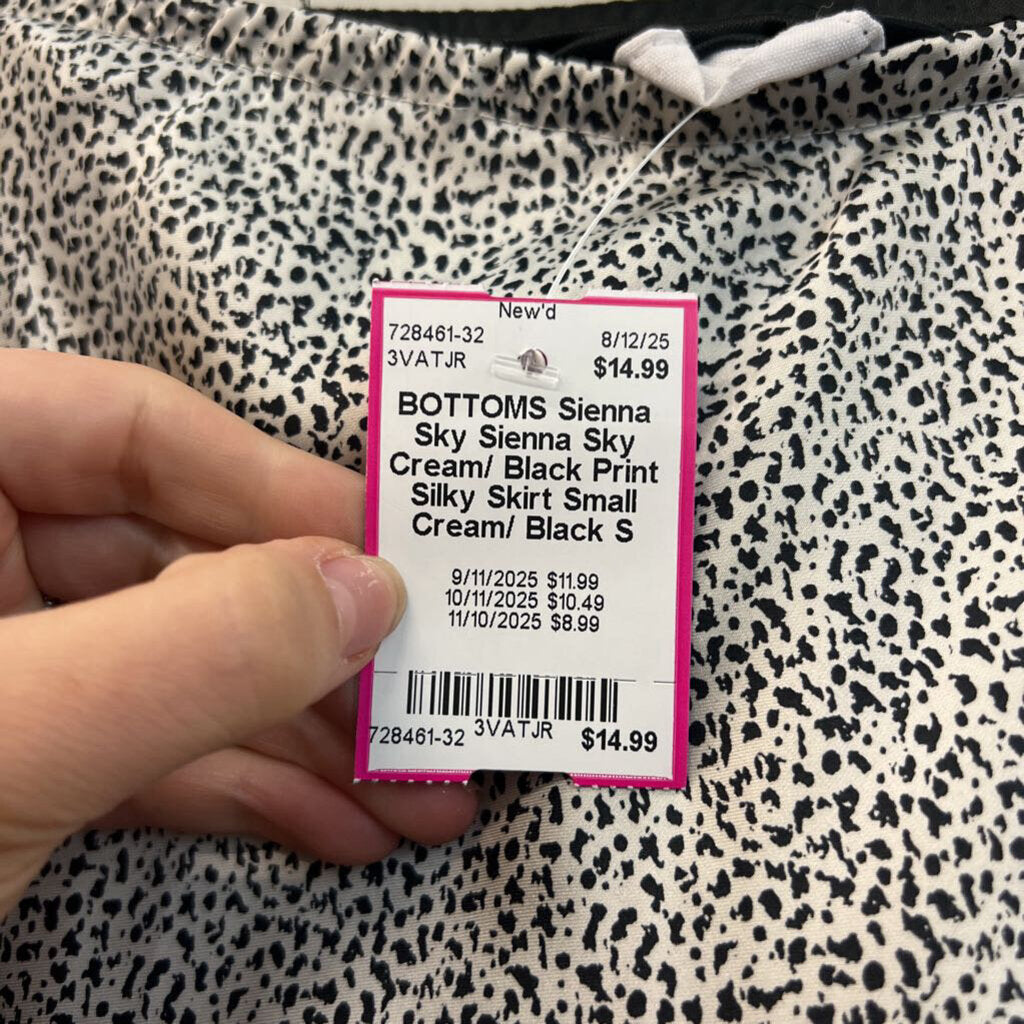 Sienna Sky Cream/ Black Print Silky Skirt Small