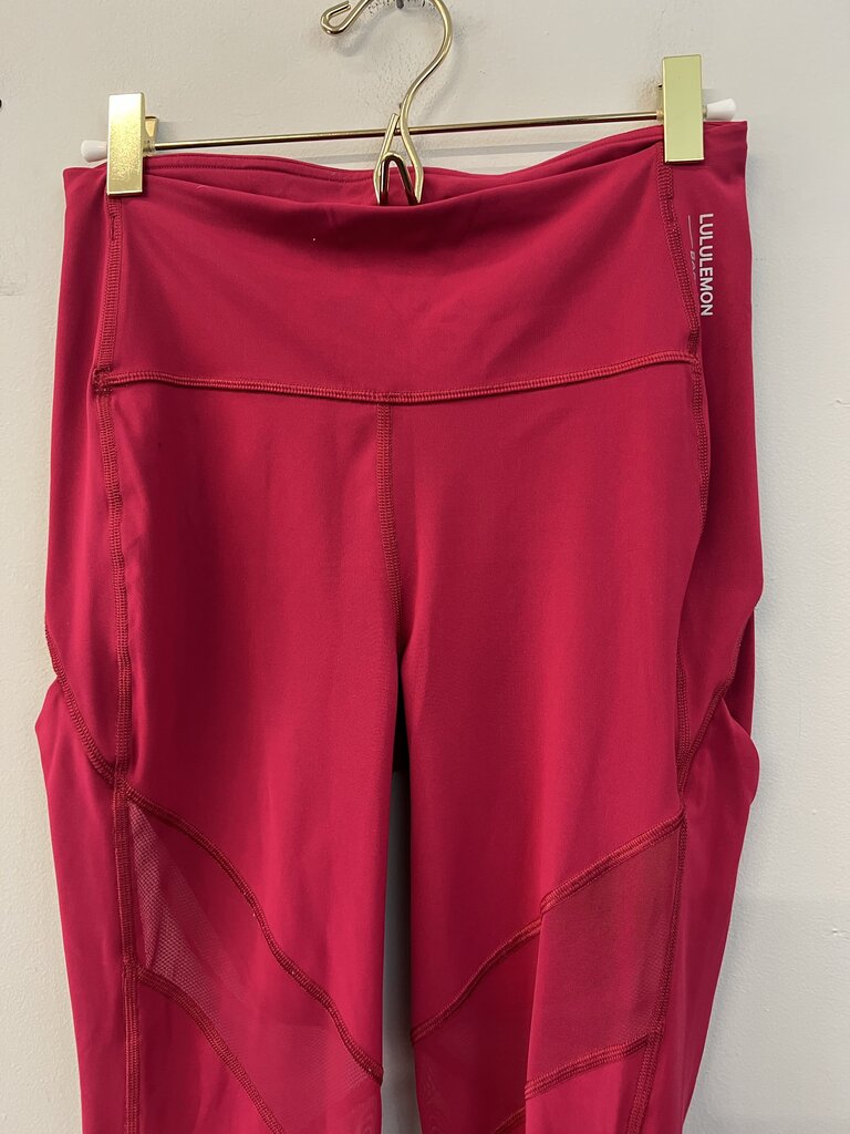 Lululemon Berrys Cropped Athletic Leggings