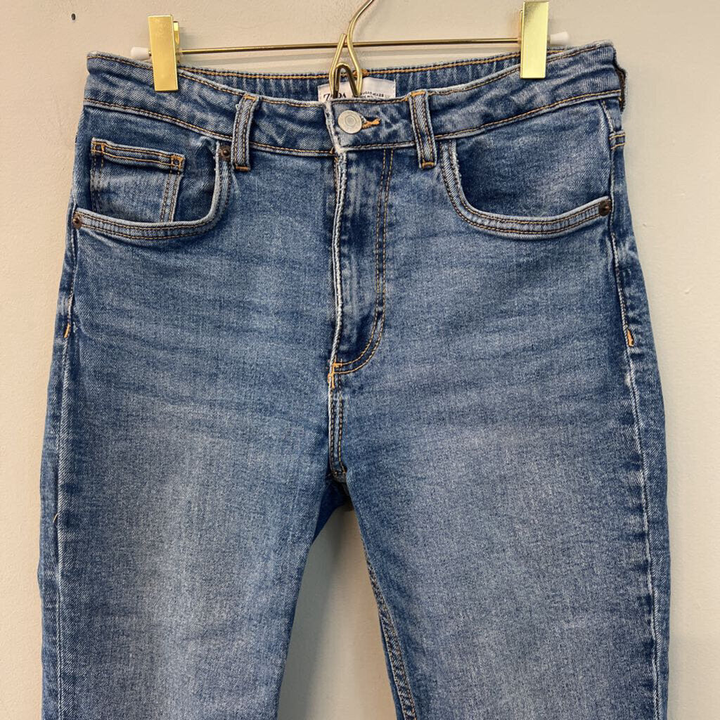 Zara Medium Wash Frayed Hem Jeans 6