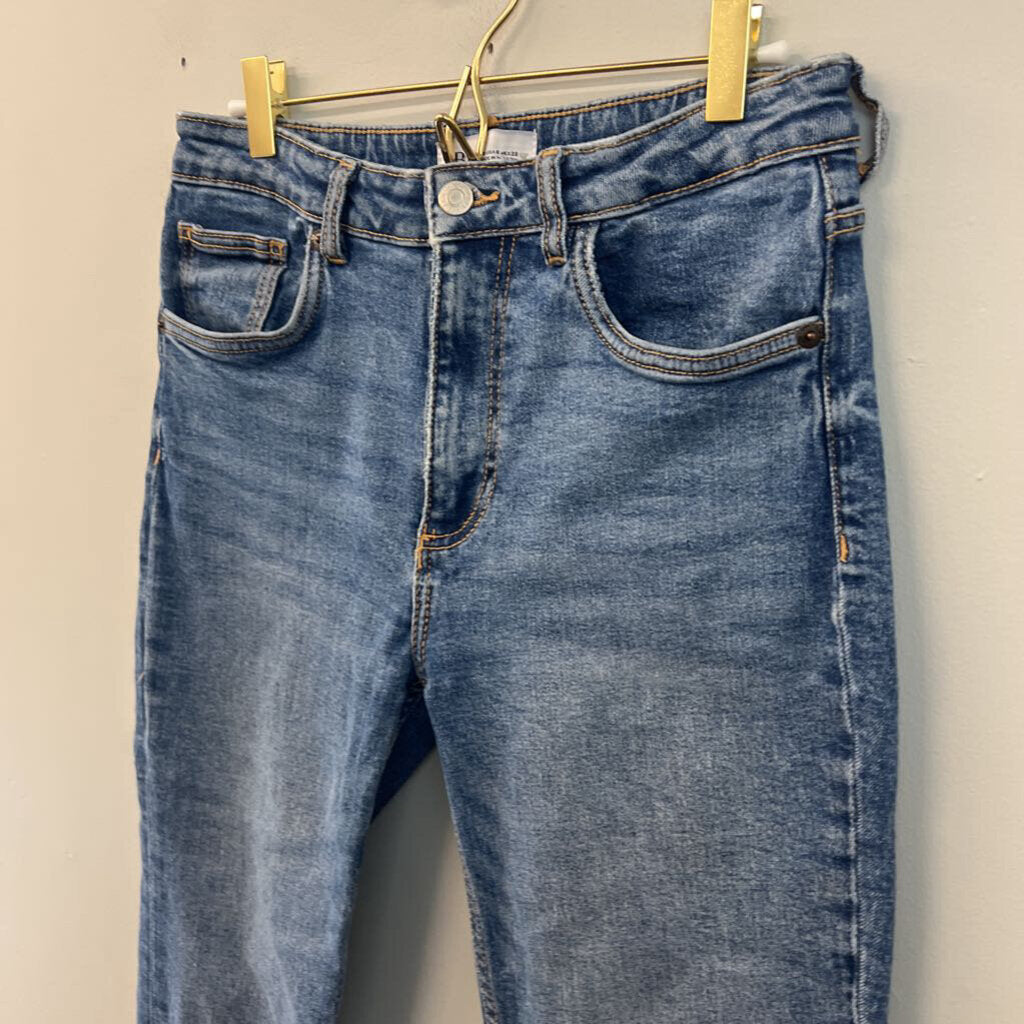 Zara Medium Wash Frayed Hem Jeans 6