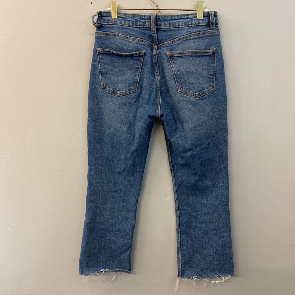 Zara Medium Wash Frayed Hem Jeans 6