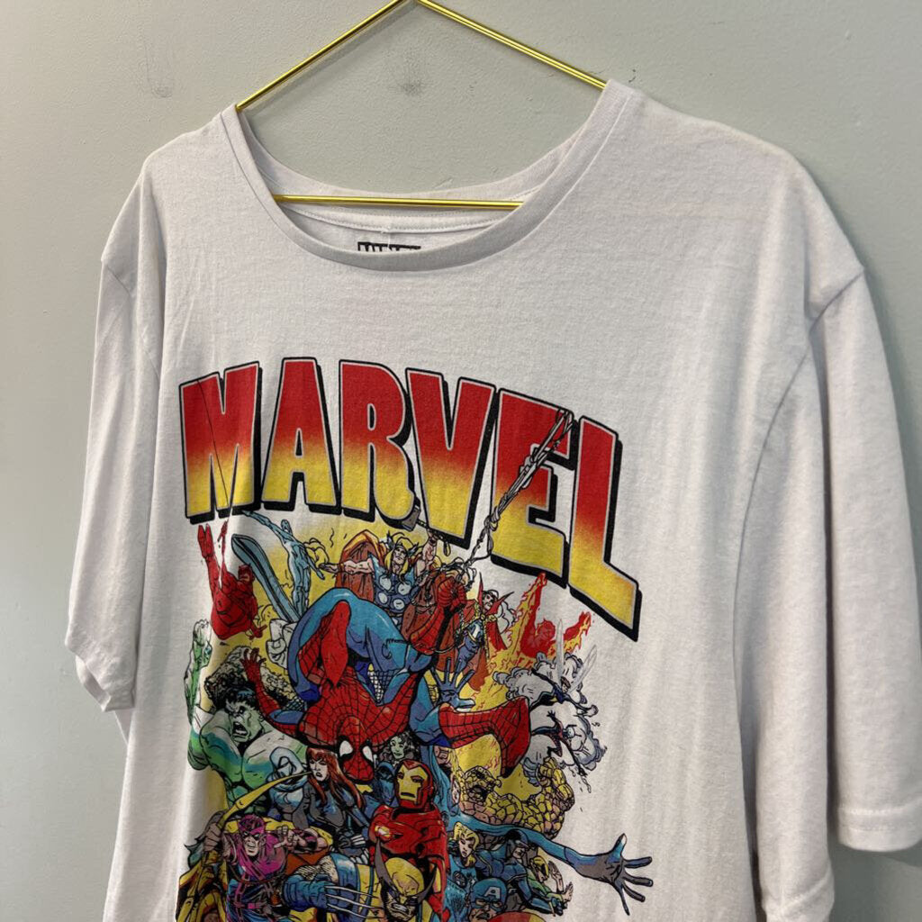 Marvel White/ Multi Short Sleeve Graphic Tee 2XL
