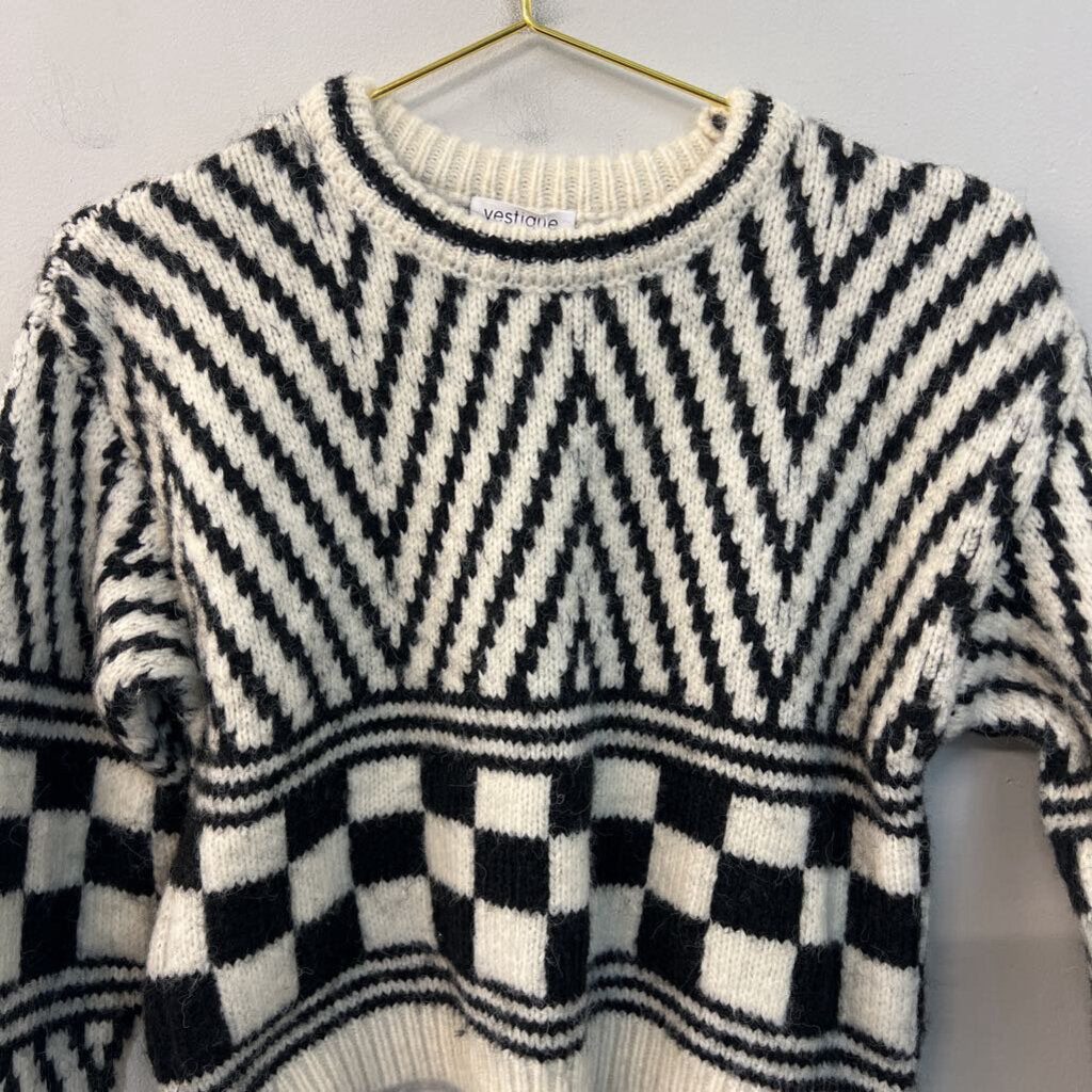 Vestique Cream/ Black Print Cropped Long Sleeve Sweater Top Medium