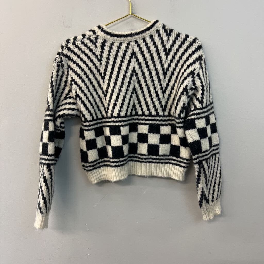 Vestique Cream/ Black Print Cropped Long Sleeve Sweater Top Medium
