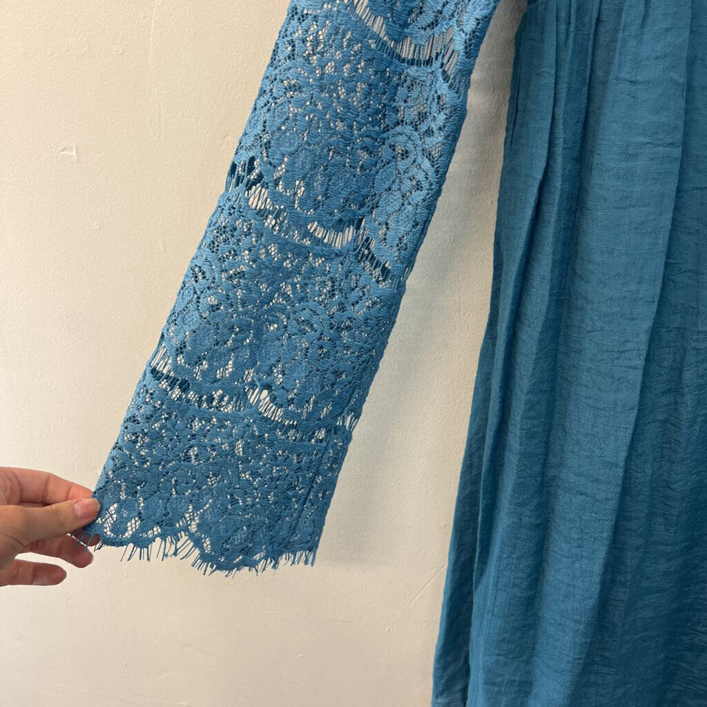 Umgee Blue Lace Bell Long Sleeve Dress Small