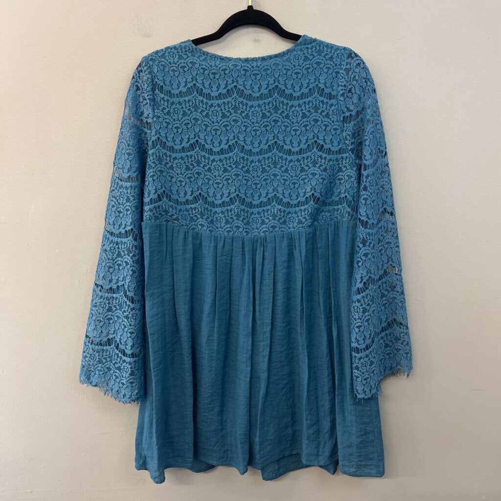 Umgee Blue Lace Bell Long Sleeve Dress Small