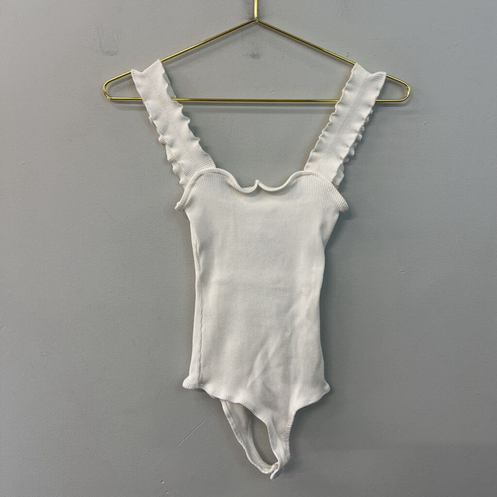 Jolie Cream Ruffle Strap Tank Bodysuit Medium