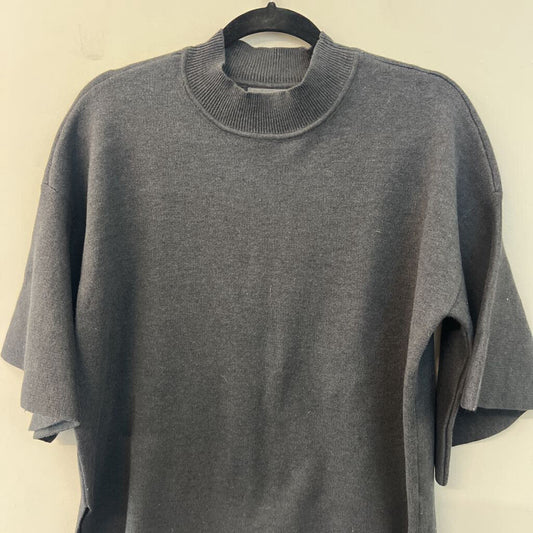Sunday in Brooklyn Grey Short Ruffle Sleeve Mock Neck Top Small