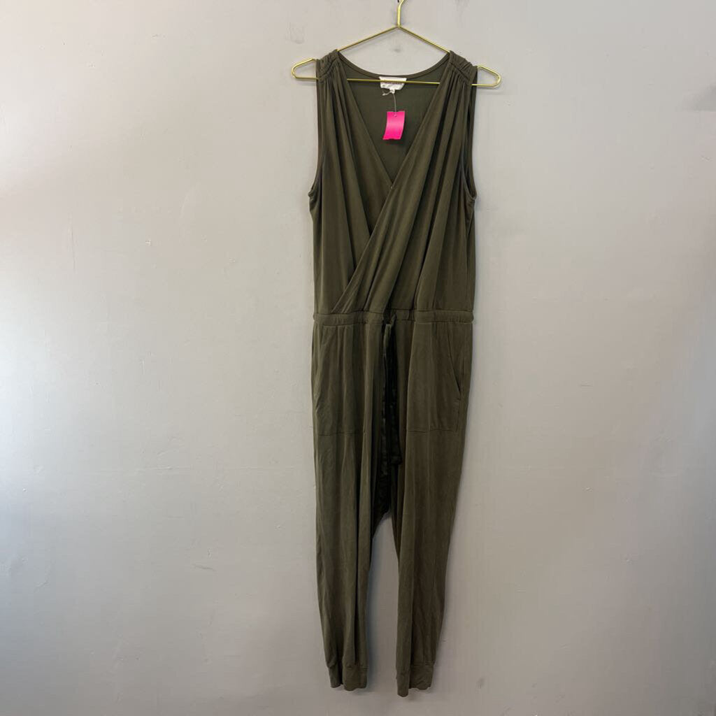 Heartloom Green Sleeveless Jumpsuit Large