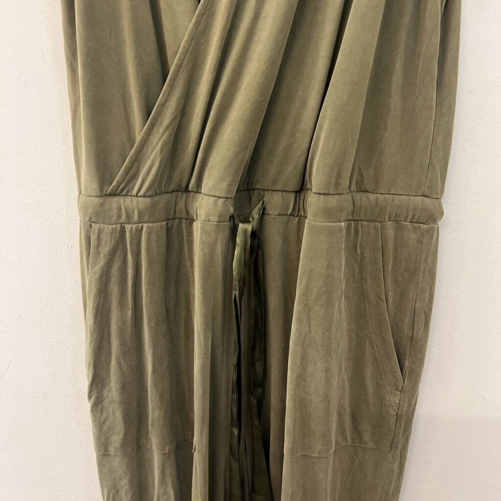 Heartloom Green Sleeveless Jumpsuit Large