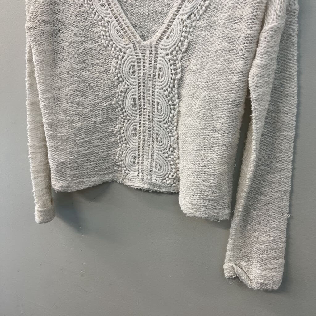 Cream Knit Long Sleeve Cropped Sweater Top Medium
