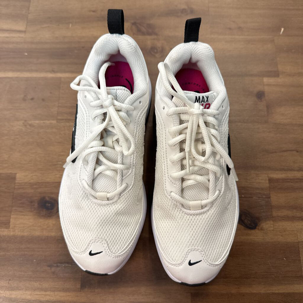 Nike Air Max AP Sneakers 7